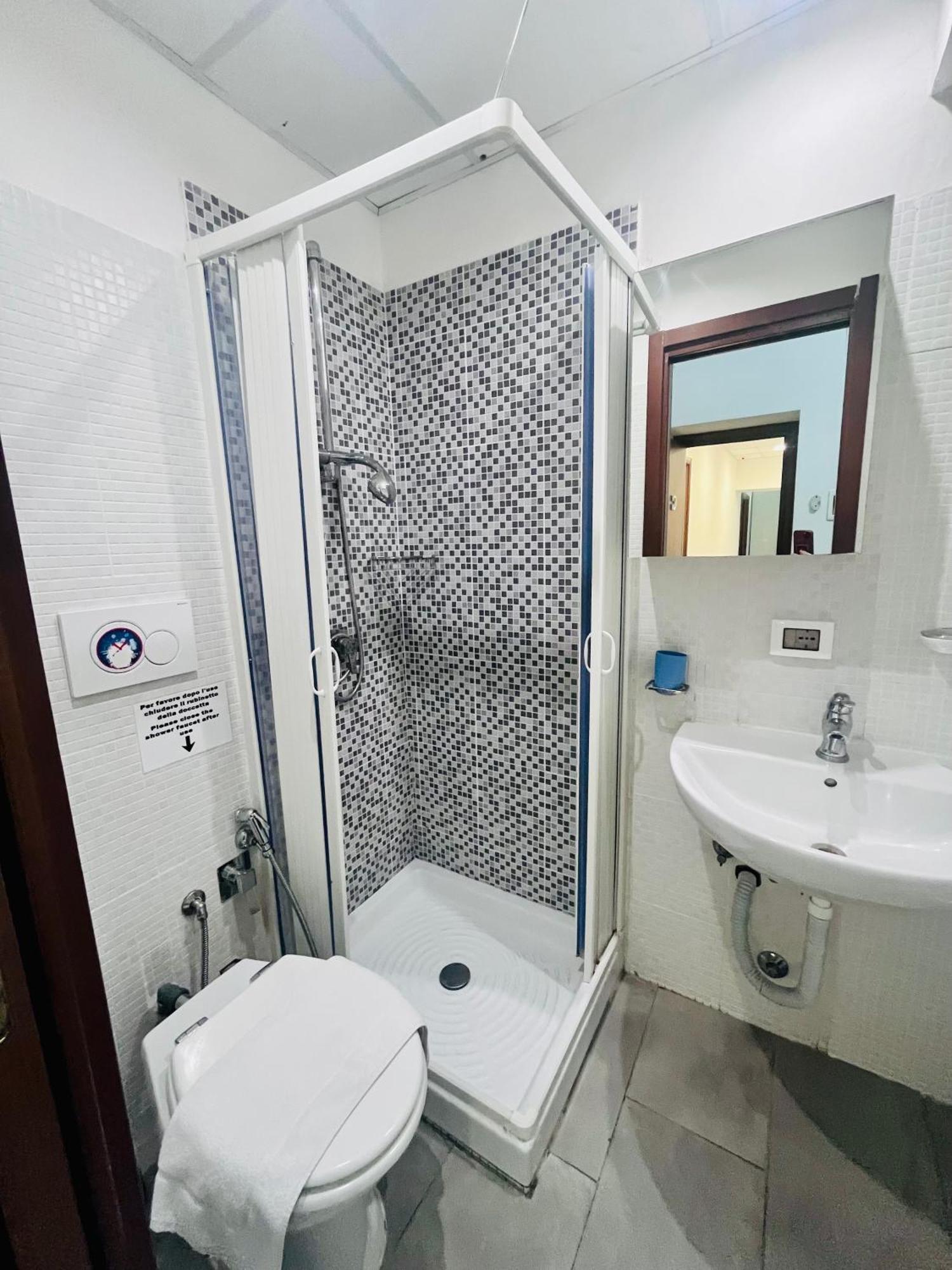 Grandis Rooms Roma Ngoại thất bức ảnh