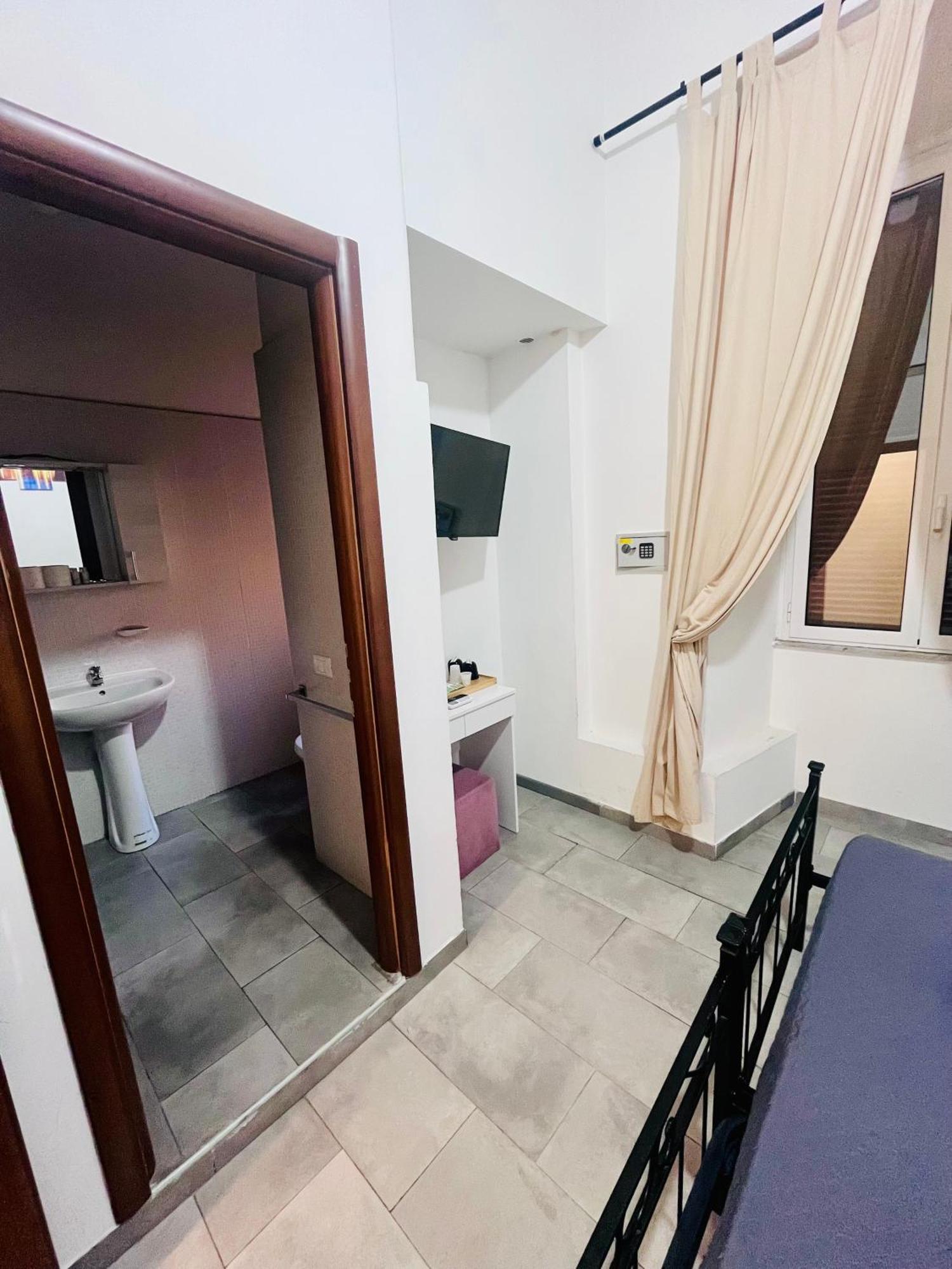 Grandis Rooms Roma Ngoại thất bức ảnh